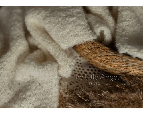 VINTAGE LAYER - SHAGGY - for newborn session