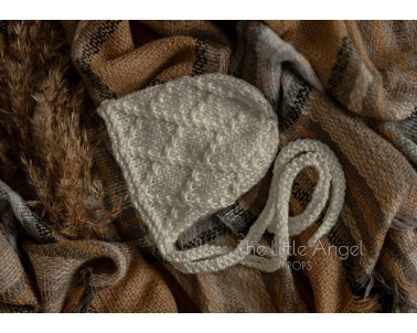 Sesja noworodkowa - czapeczka DIAMOND