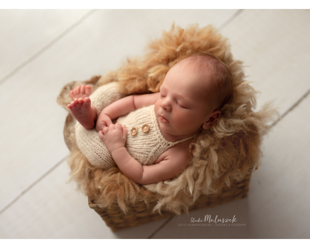 Rompersy i czapka do sesji noworodkowej - TOMMY