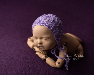 Newborn photo props - BONNETS WITH LEAVES