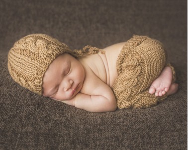 Newborn Photo Props  - Bonnet with braid and long pants