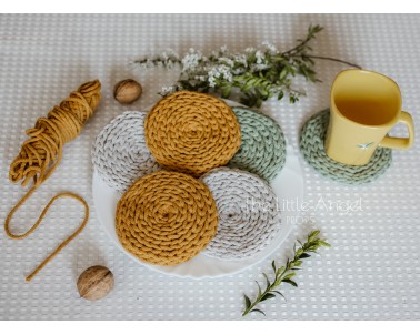 Szydełkowe podstawki pod kubek - Little Angel Props