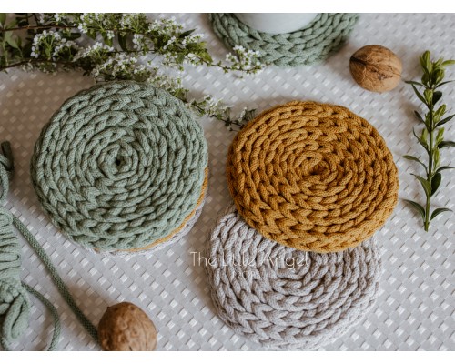 Szydełkowe podstawki pod kubek - Little Angel Props