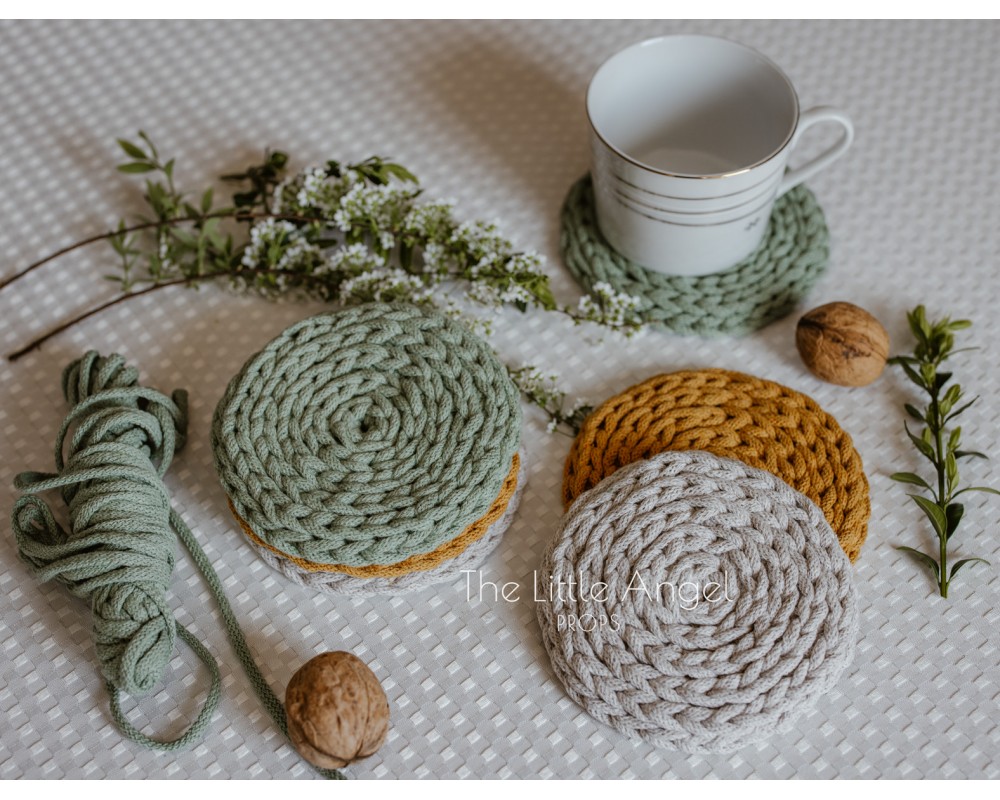 Szydełkowe podstawki pod kubek - Little Angel Props